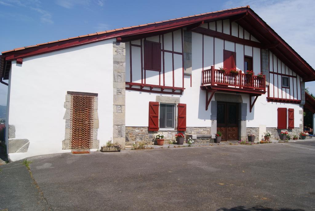Chambres D'Hotes Bachoc Suhescun Εξωτερικό φωτογραφία
