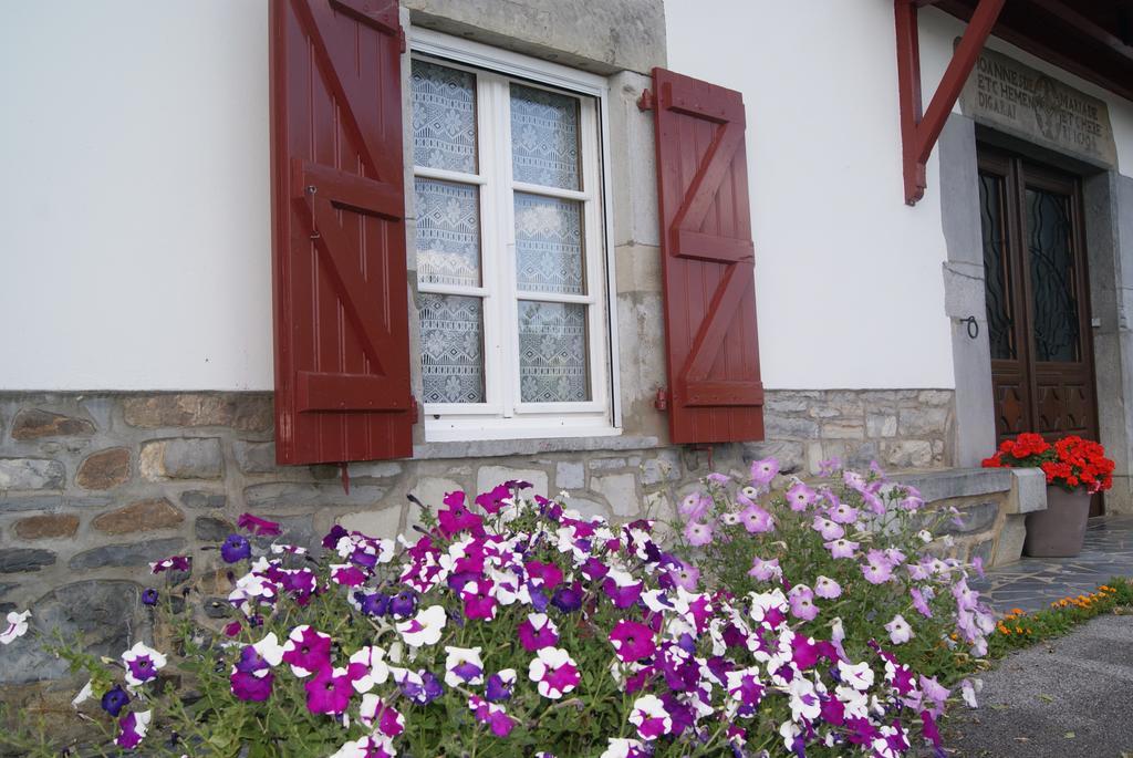 Chambres D'Hotes Bachoc Suhescun Εξωτερικό φωτογραφία